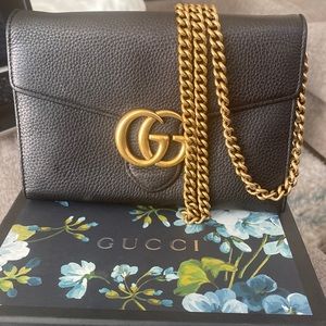 AUTHENTIC Gucci bag. 1/2 OFF!!!!!